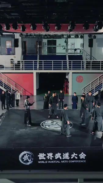 (พากย์เสียง)จอมยุทธ์เงา