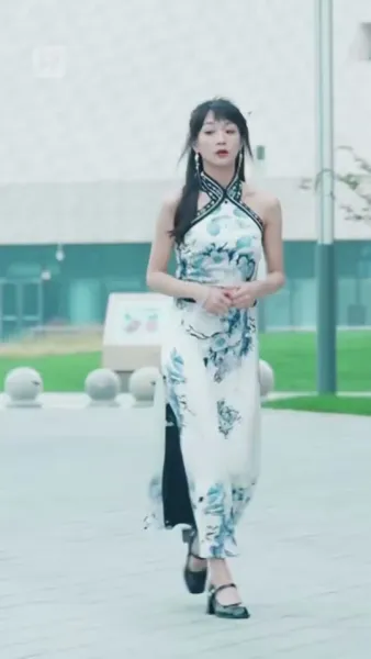 ตัวตนที่ซ่อนไว้ของเขา