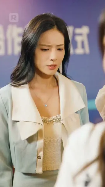 ตัวตนที่ซ่อนไว้ของเขา