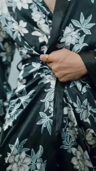 ตัวตนที่ซ่อนไว้ของเขา