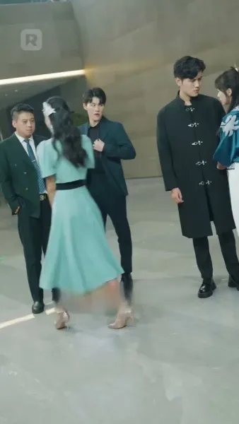 ตัวตนที่ซ่อนไว้ของเขา