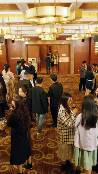 ตัวตนที่ซ่อนไว้ของเขา