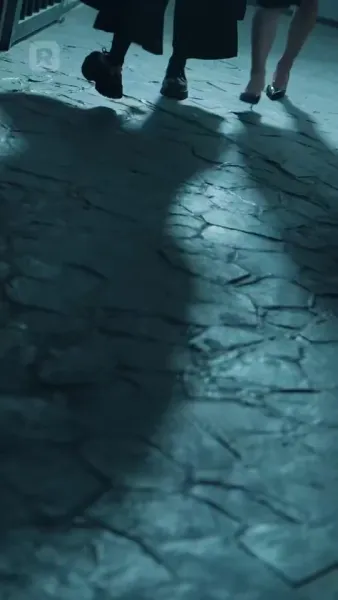 ตัวตนที่ซ่อนไว้ของเขา