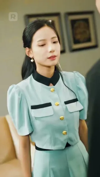 ตัวตนที่ซ่อนไว้ของเขา