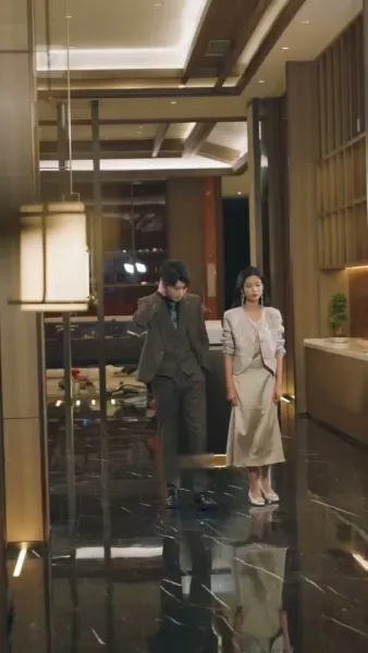 ตัวตนที่ซ่อนไว้ของเขา