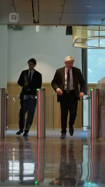 รหัสสืบทอดตำนาน