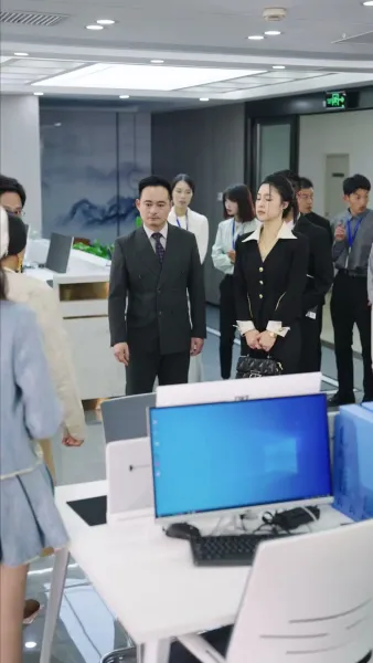 คุณหนูใหญ่ในสมรภูมิออฟฟิศ