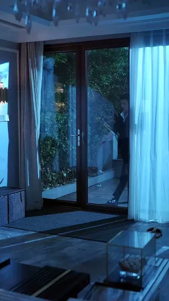 เปลวรักใต้เงากฎหมาย 