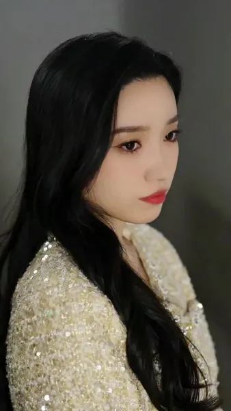 รักร้าว ก้าวสู่ตัวตนใหม่