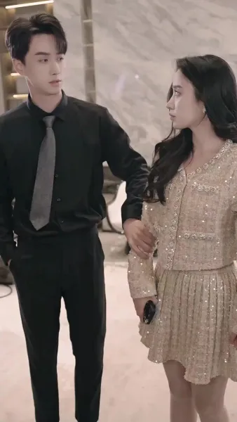 รักร้าว ก้าวสู่ตัวตนใหม่