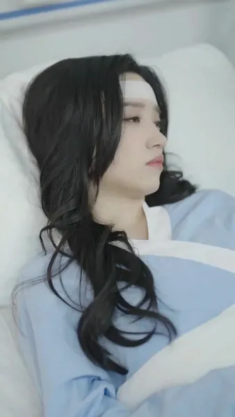 รักร้าว ก้าวสู่ตัวตนใหม่