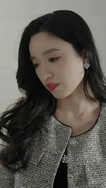 รักร้าว ก้าวสู่ตัวตนใหม่