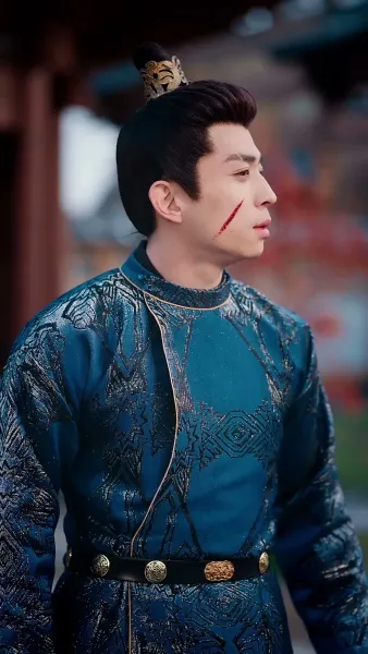 เมียหลวงข้ามภพกับสี่จอมแก่น