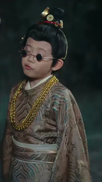 เมียหลวงข้ามภพกับสี่จอมแก่น