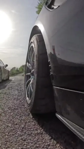 (พากย์เสียง)หัวใจนักซิ่ง