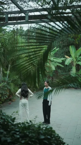 เมื่ออรุณส่องแสง