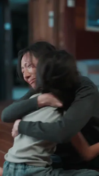 เมื่ออรุณส่องแสง