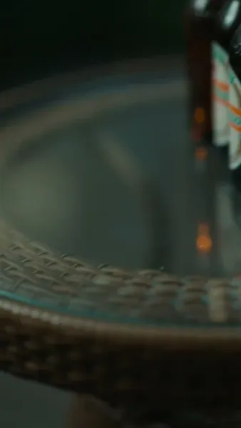 เมื่ออรุณส่องแสง