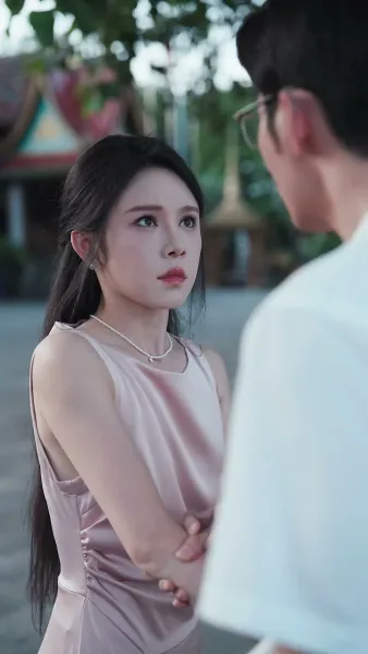 เมื่ออรุณส่องแสง