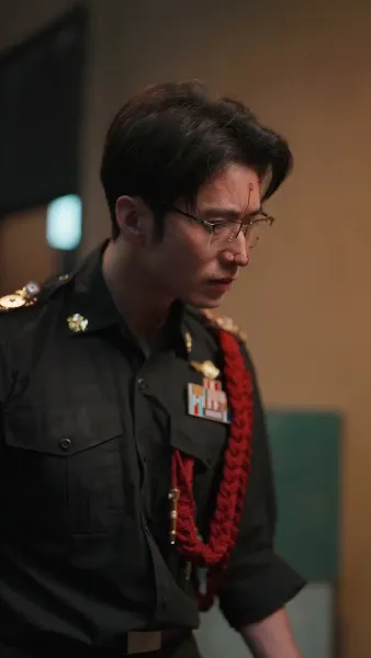 เมื่ออรุณส่องแสง