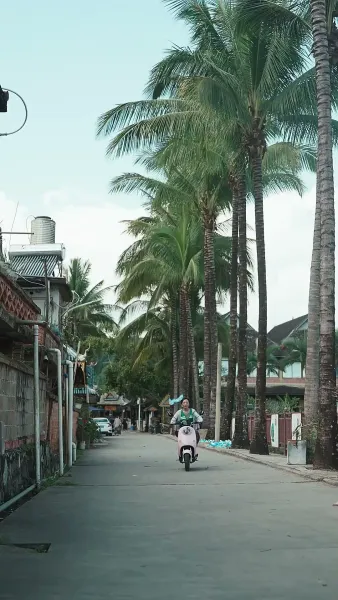 เมื่ออรุณส่องแสง