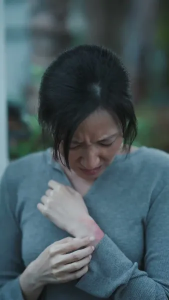 เมื่ออรุณส่องแสง