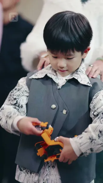 รักซ่อนร้าย