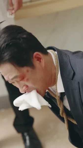 รักซ่อนร้าย