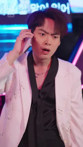 แสร้งรักเพื่อ ชนะใจสาวเย็นชา