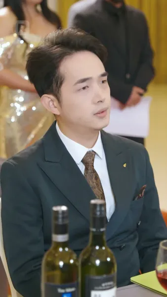 แสร้งรักเพื่อ ชนะใจสาวเย็นชา