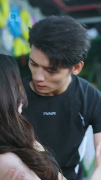 แสร้งรักเพื่อ ชนะใจสาวเย็นชา