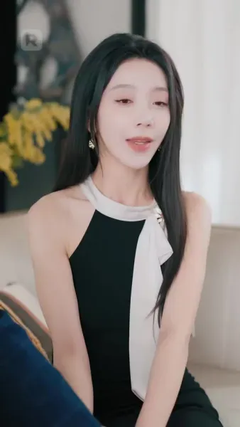 สามปีในคุก ตอนนี้เธอครอบครองทุกอย่าง