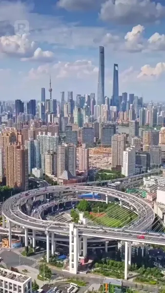 วันใสใสของสองสาว