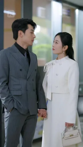 วันใสใสของสองสาว