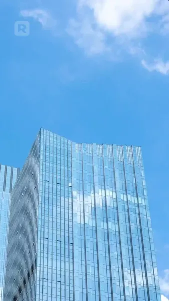 วันใสใสของสองสาว