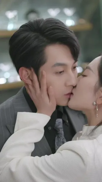 วันใสใสของสองสาว