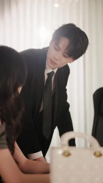 โลกกำหนดให้เรารักกัน