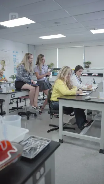 ศาสตราจารย์คะคุณคือพ่อของลูกฉัน