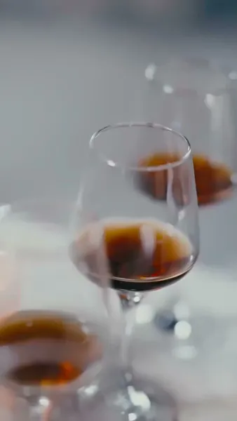 ห้ามใจไว้ไม่ให้รักเธอ