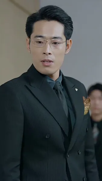 ท่านประธานกับลูกสาวดวงยาจก