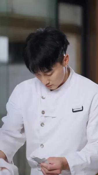 (พากย์เสียง) เชฟเทวดาผู้หายตัวไป