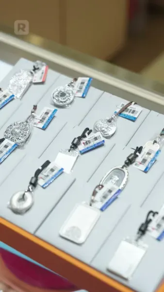 ผู้ชายแย่งกัน แต่ฉันเลือกอิสระ