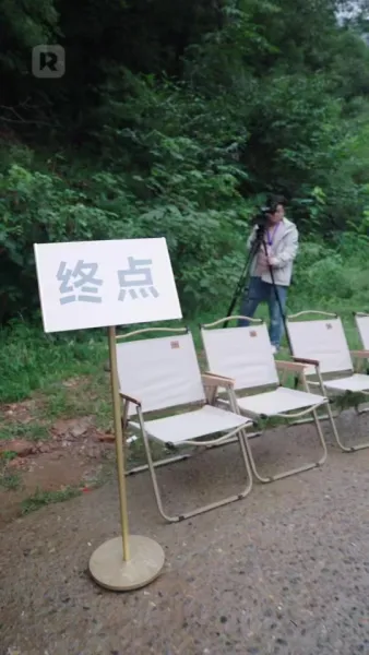 ผู้ชายแย่งกัน แต่ฉันเลือกอิสระ