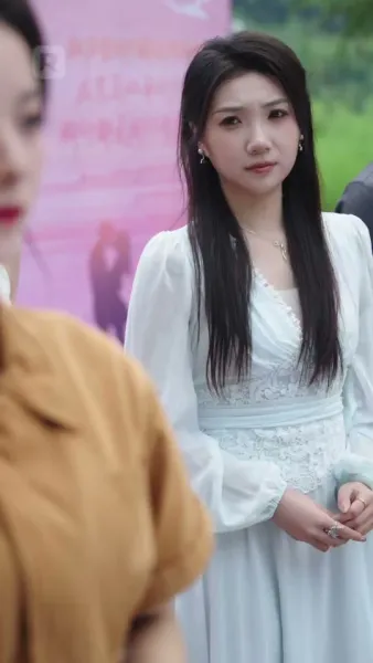 ผู้ชายแย่งกัน แต่ฉันเลือกอิสระ