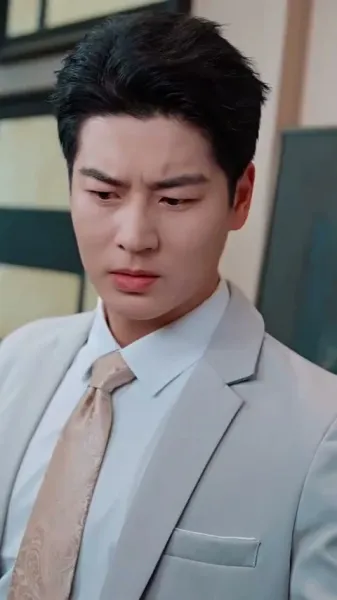 คำสาปดอกท้อ