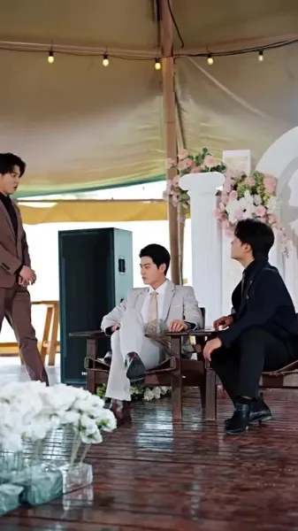 คำสาปดอกท้อ