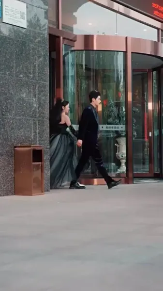 คำสาปดอกท้อ