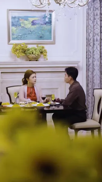 สาวใหญ่กับหมาน้อย