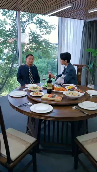 อดีตคู่หมั้นคือมหาเศรษฐี