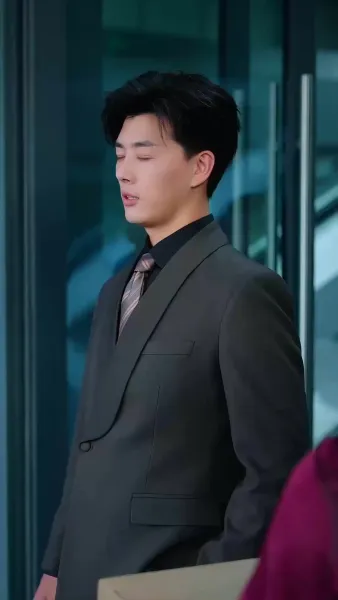 อดีตคู่หมั้นคือมหาเศรษฐี